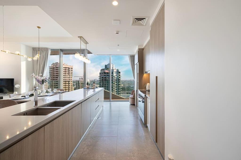 Stella Maris - Beachfront Premium 3 Bedroom Dubai